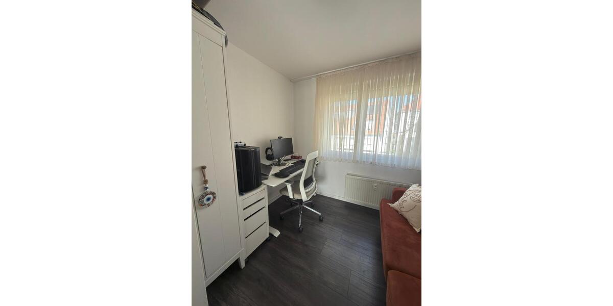 Etagenwohnung Schwieberdingen - 3 Zimmer, 74 m&sup2;, 1.060&euro; | Angebot:25905201