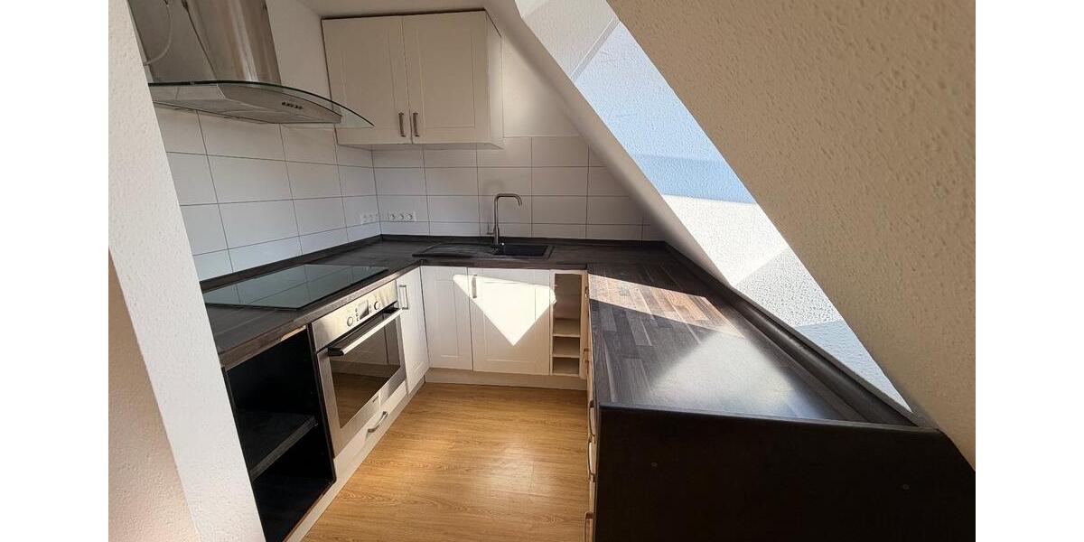 Dachgeschoßwohnung Vaihingen an der Enz - 2 Zimmer, 45 m&sup2;, 190.000&euro; | Angebot:26941746