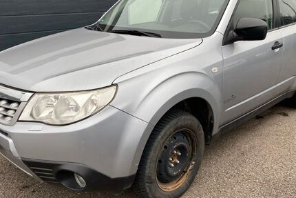 Subaru Forester 173.000 km 6.450 € Niefern bei Pforzheim 75223