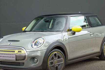 Mini Cooper SE 33.059 km 15.420 € Gerlingen 70839