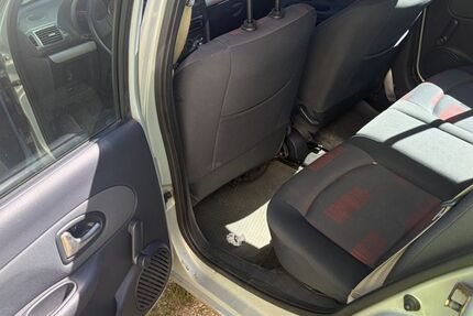 Renault Clio 155.972 km 700 &euro; Gomaringen 72810