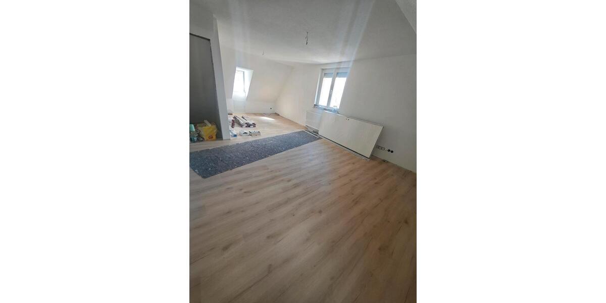 Maisonettenwohnung Ludwigsburg - 4 Zimmer, 120 m&sup2;, 1.700&euro; | Angebot:25920948