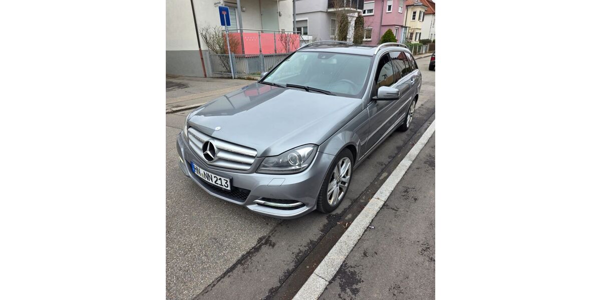 Mercedes-Benz C 250 320.000 km 3.890 &euro; Stuttgart 70178