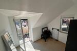 Dachgeschoßwohnung Ludwigsburg Eglosheim - 3 Zimmer, 62 m&sup2;, 879&euro; | Angebot:27608072