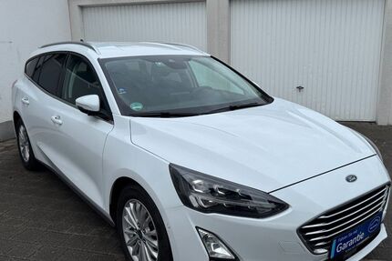 Ford Focus 125.000 km 11.999 &euro; Reutlingen 72768