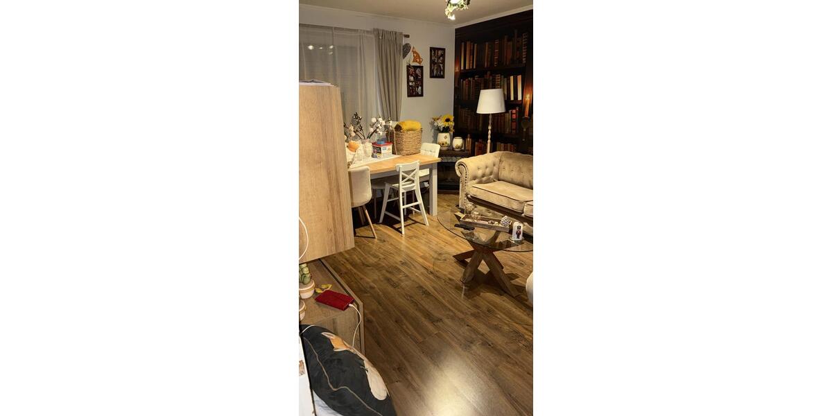 Etagenwohnung Herrenberg - 4 Zimmer, 65 m&sup2;, 1.500&euro; | Angebot:25841316