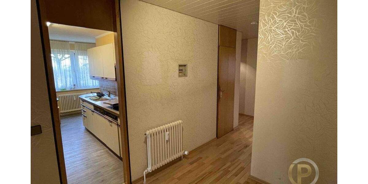 Etagenwohnung Esslingen am Neckar Oberesslingen - 4 Zimmer, 103 m&sup2;, 325.000&euro; | Angebot:25676375