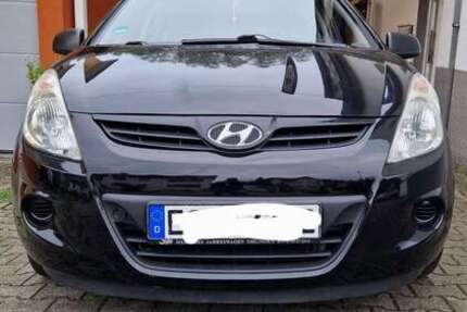 Hyundai i20 120.500 km 900 € Nürtingen 72622