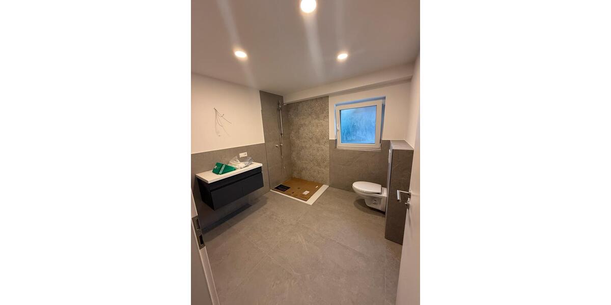 Etagenwohnung Calw - 4 Zimmer, 120 m&sup2;, 1.300&euro; | Angebot:24805997