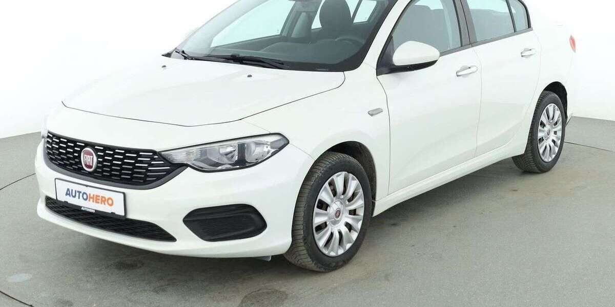 Fiat Tipo 16.895 km 10.490 &euro; Stuttgart 70195