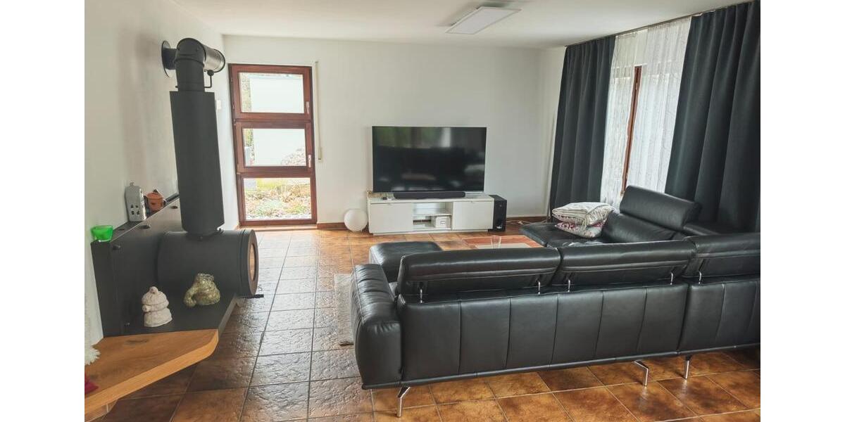 Doppelhaushälfte Neuhausen auf den Fildern - 7 Zimmer, 160 m&sup2;, 749.000&euro; | Angebot:24838038