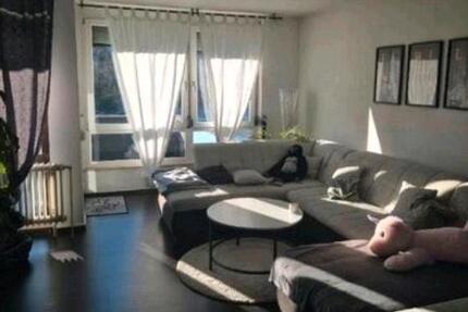 Haus Esslingen am Neckar Pliensauvorstadt - 3.5 Zimmer, 125 m&sup2;, 1.400&euro; | Angebot:25182494