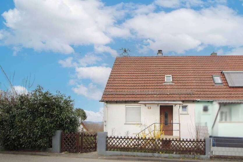 Haus zum Kaufen in Freiberg am Neckar 299.000 € 80.02 m²