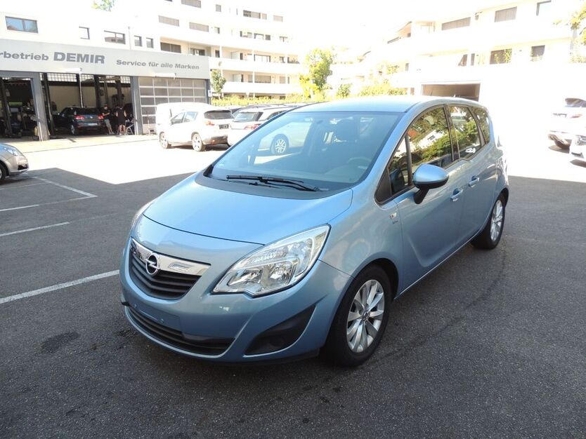 Opel Meriva 73.000 km 7.999 € Metzingen 72555