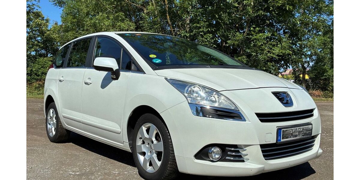 Peugeot 5008 227.000 km 2.950 &euro; Münchingen 70825