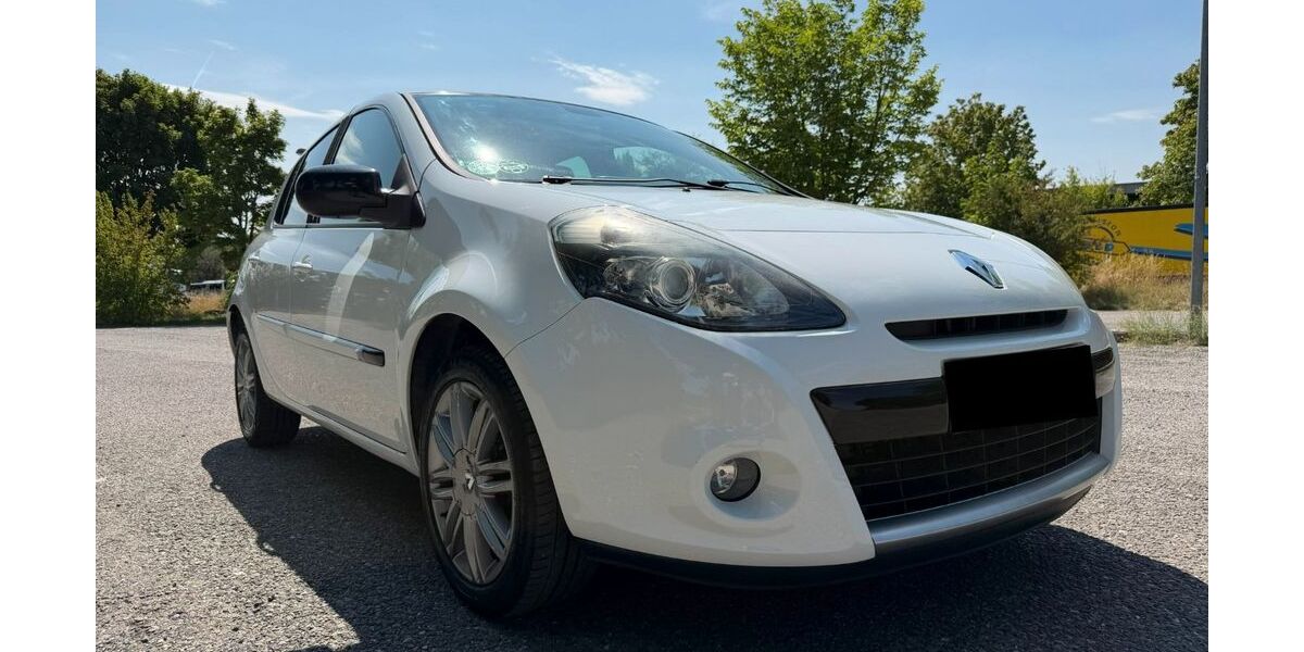 Renault Clio 93.375 km 9.000 &euro; Reutlingen 72764