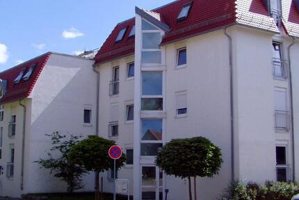 Wohnung Sindelfingen - 2 Zimmer, 45 m&sup2;, 750&euro; | Angebot:24841639