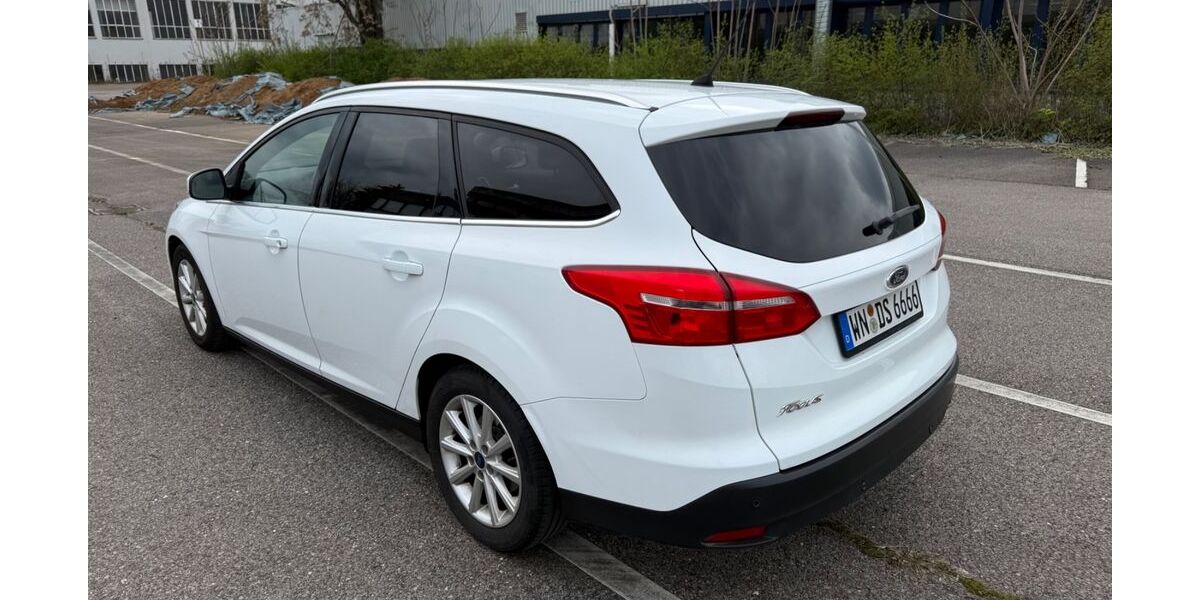 Ford Focus 270.000 km 3.890 &euro; Stuttgart 70178