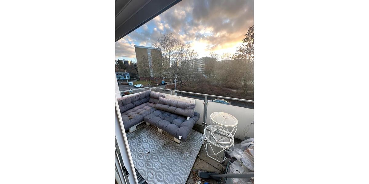 Etagenwohnung Reutlingen Reutlingen (Kernstadt) - 1 Zimmer, 25 m&sup2;, 630&euro; | Angebot:24830882