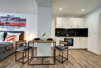 Zimmer Reutlingen - 1 Zimmer, 1.050&euro; | Angebot:27668107