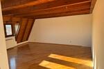 Dachgeschoßwohnung Fellbach - 4 Zimmer, 96 m&sup2;, 1.400&euro; | Angebot:26386662