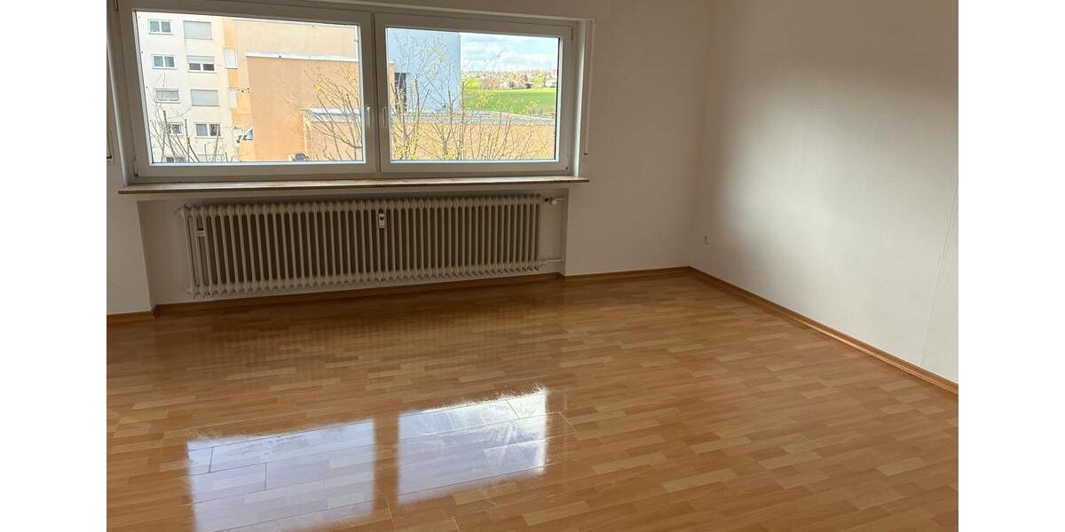 Etagenwohnung Ditzingen - 2 Zimmer, 67 m&sup2;, 1.300&euro; | Angebot:25935923