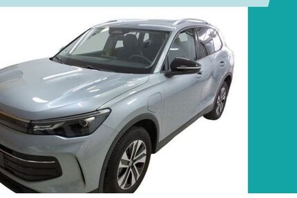 VW Tiguan 9.698 km 42.339 &euro; Leonberg 71229