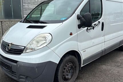 Opel Vivaro 500.000 km 1.950 &euro; Waiblingen 71334