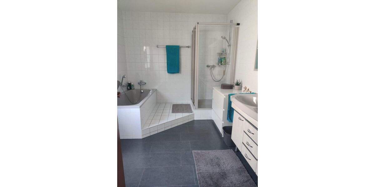 Doppelhaushälfte Gärtringen - 4 Zimmer, 125 m&sup2;, 685.000&euro; | Angebot:24780435
