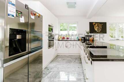 Haus Tübingen Schönblick / Winkelwiese - 9 Zimmer, 388 m&sup2;, 2.985.000&euro; | Angebot:24840415