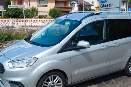 Ford Tourneo Courier 80.750 km 11.490 &euro; Illingen - Schützingen 75428