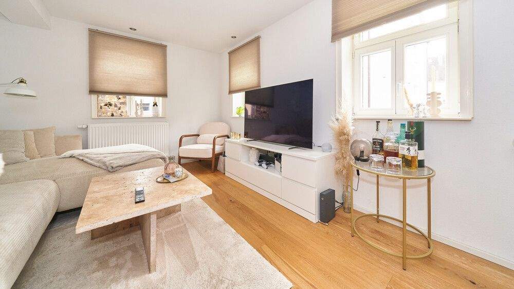 Etagenwohnung Freiberg am Neckar Heutingsheim - 2 Zimmer, 64 m&sup2;, 265.000&euro; | Angebot:24675222
