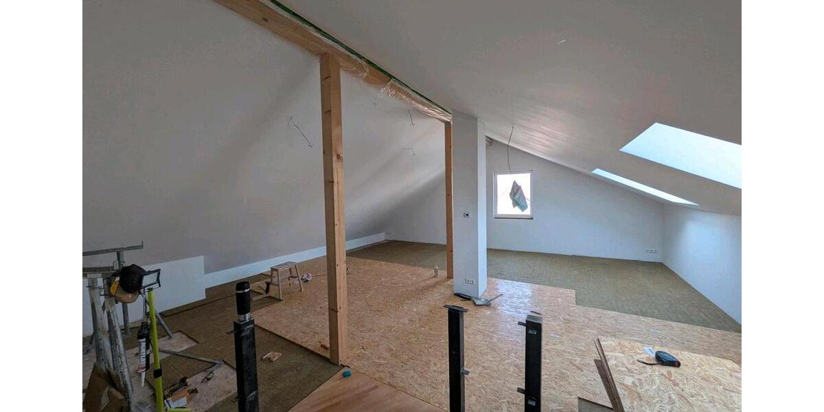 Maisonettenwohnung Denkendorf - 4.5 Zimmer, 120 m&sup2;, 2.100&euro; | Angebot:25953946