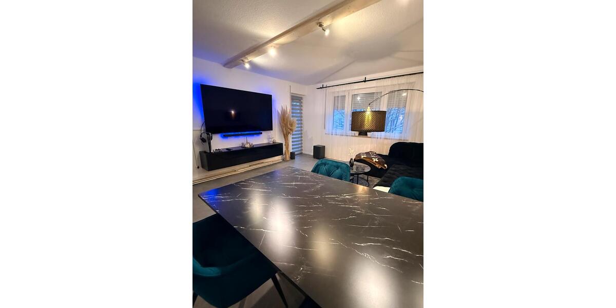 Etagenwohnung Ludwigsburg Oßweil - 3 Zimmer, 75 m&sup2;, 950&euro; | Angebot:25995939