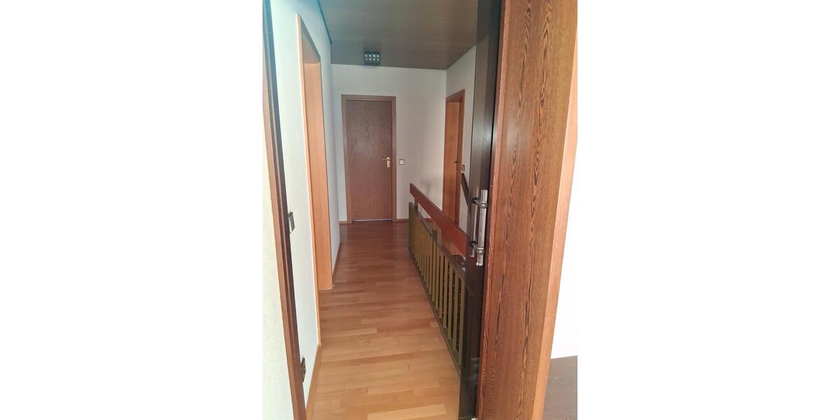 Erdgeschoßwohnung Deizisau - 4 Zimmer, 131 m&sup2;, 475.000&euro; | Angebot:26991344