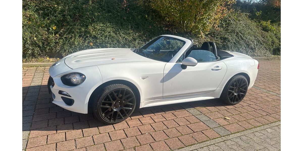 Fiat 124 Spider 35.000 km 16.500 &euro; Vaihingen Enz 71665