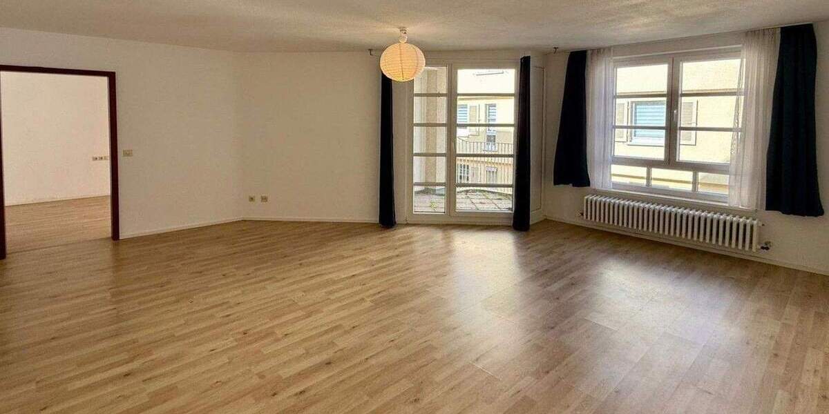 Etagenwohnung Reutlingen Innenstadt - 2 Zimmer, 66 m&sup2;, 289.000&euro; | Angebot:25751226