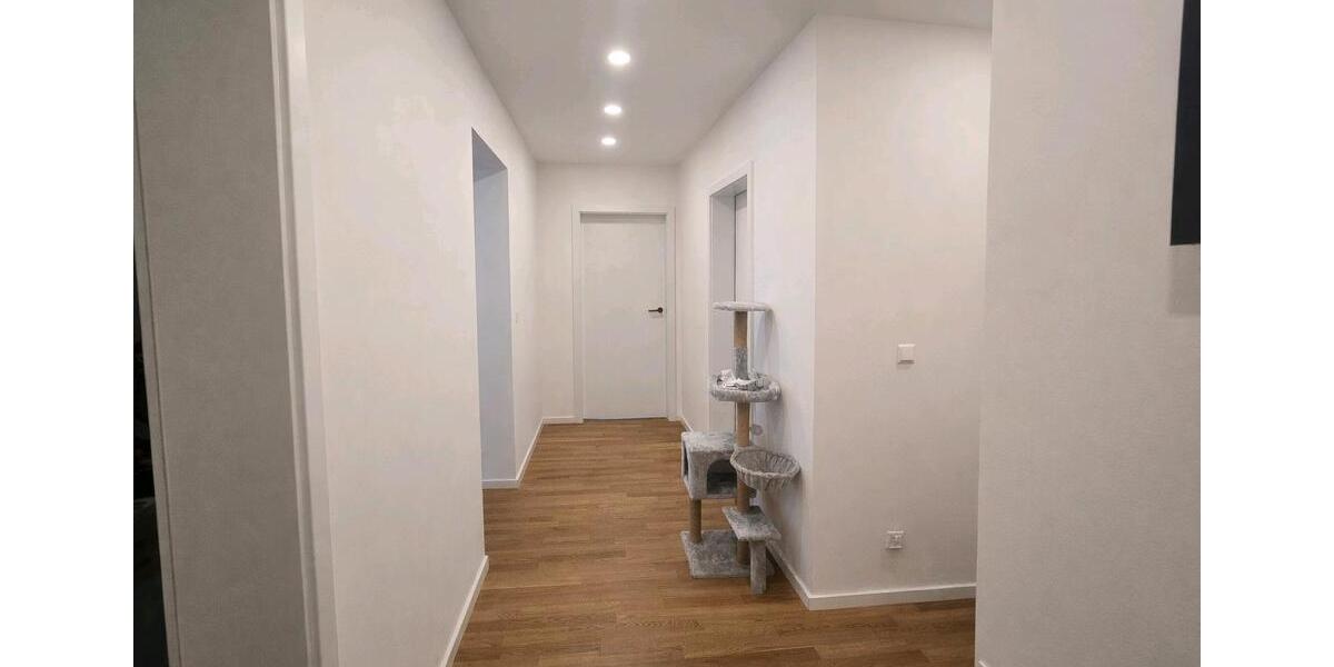Erdgeschoßwohnung Leonberg - 4 Zimmer, 103 m&sup2;, 499.999&euro; | Angebot:24751625