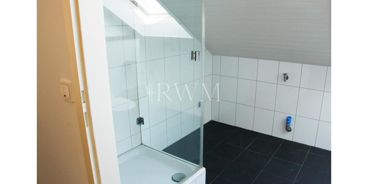 Dachgeschoßwohnung Pforzheim Büchenbronn - 3 Zimmer, 63 m&sup2;, 700&euro; | Angebot:25852523