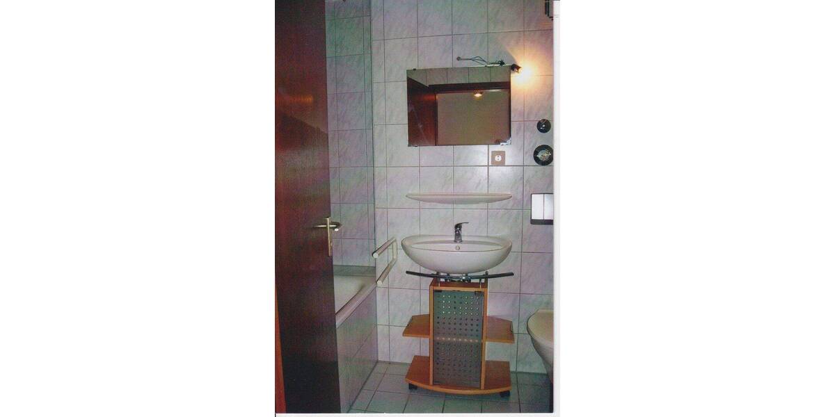 Mehrfamilienhaus, Wohnhaus Stuttgart Sommerrain Sommerrain - 1 Zimmer, 32 m&sup2;, 660&euro; | Angebot:26847666