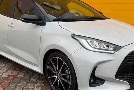 Toyota Yaris 97.101 km 9.000 &euro; Nufringen 71154