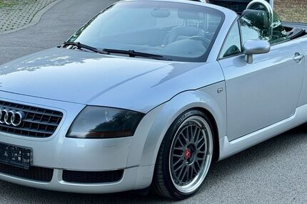 Audi TT 313.000 km 4.487 &euro; Stuttgart 70469
