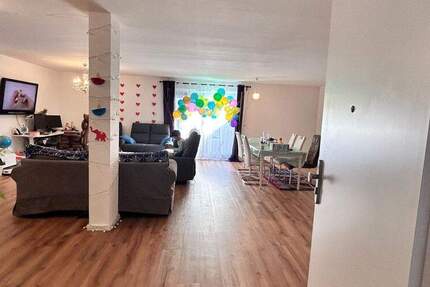 Wohnung Markgröningen - 3 Zimmer, 100 m&sup2;, 1.330&euro; | Angebot:24699876