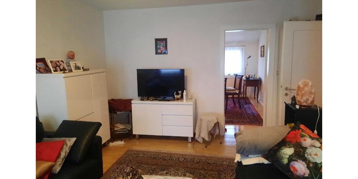 Dachgeschoßwohnung Stuttgart Degerloch - 3 Zimmer, 55 m&sup2;, 285.000&euro; | Angebot:24346020