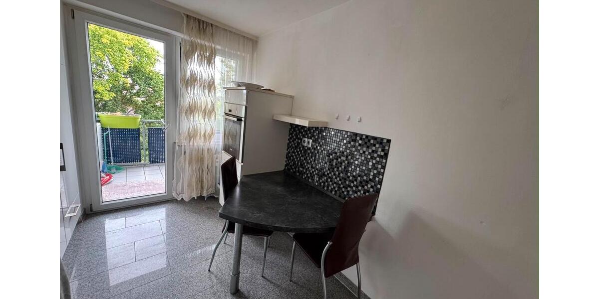Etagenwohnung Sindelfingen Sindelfingen (Stadt) - 3.5 Zimmer, 78 m&sup2;, 315.000&euro; | Angebot:26889121
