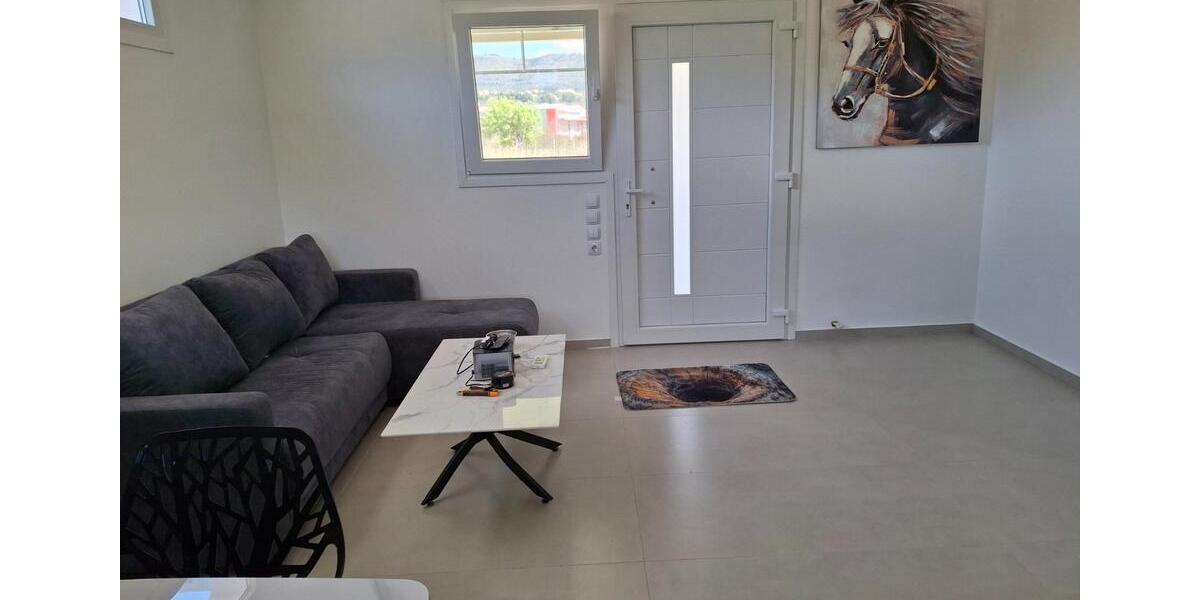 Mehrfamilienhaus, Wohnhaus Stuttgart Luginsland - 4 Zimmer, 120 m&sup2;, 179.000&euro; | Angebot:25902737