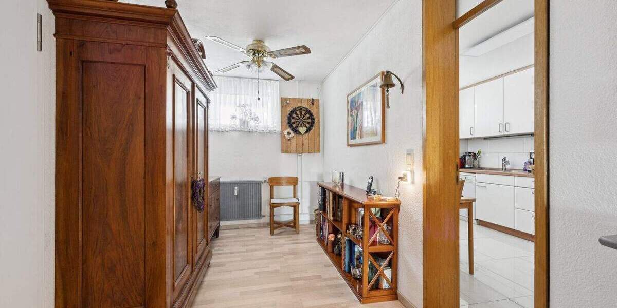 Etagenwohnung Ludwigsburg Eglosheim - 2 Zimmer, 64 m&sup2;, 219.000&euro; | Angebot:25802157