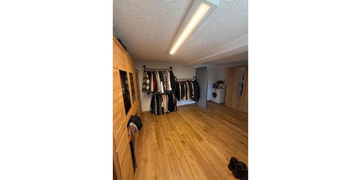 Reihenhaus Großbettlingen - 6 Zimmer, 180 m&sup2;, 590.000&euro; | Angebot:26277893
