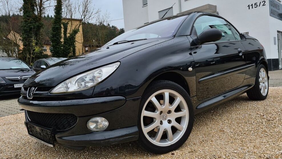 Peugeot 206 133.000 km 1.999 € Stuttgart 70563