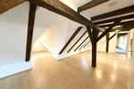 Dachgeschoßwohnung Esslingen am Neckar - 3.5 Zimmer, 105 m&sup2;, 1.400&euro; | Angebot:26057341